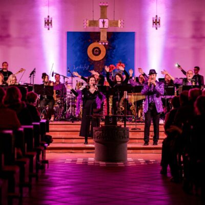 Swinging Christmas - Weihnachtliches Benefizkonzert des Hinterland Jazz Orchestras zugunsten der Interessengemeinschaft epidermolysis Bullosa e. V. DEBRA Deutschland