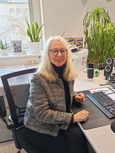 Bettina Höflein - Ansprechpartnerin Geschäftsstelle der Interessengemeinschaft Epidermolysis Bullosa e. V. DEBRA Deutschland